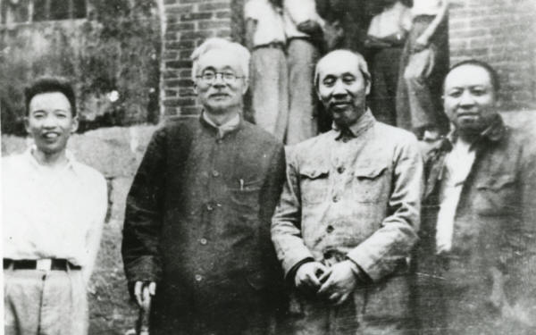 王若飞