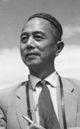 杨朔
